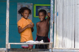 Kinder am See | Papua